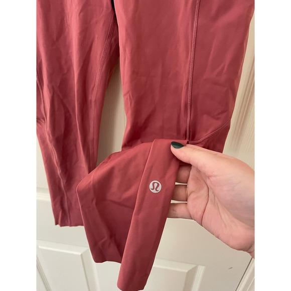 Lululemon Fast and Free Crop II 19” Leggings Cherry Tint Size 8 - Picture 4 of 6